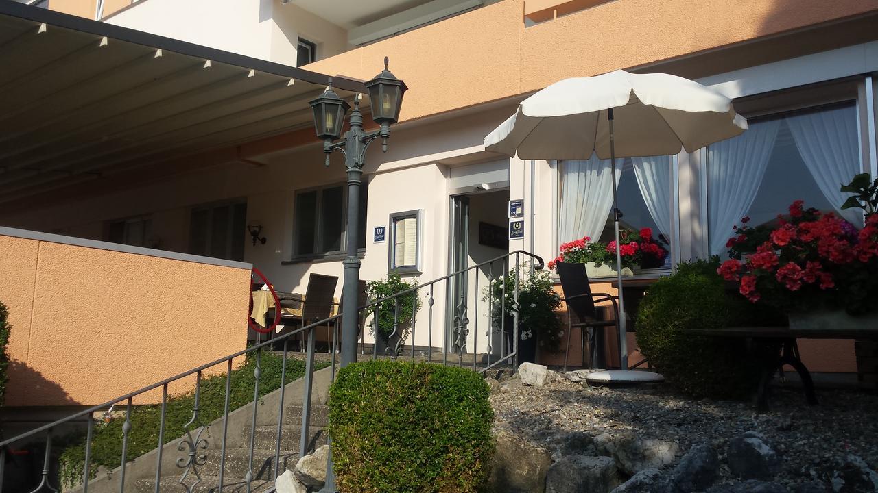 Hotel Restaurant Klosterli Pieterlen Exterior photo